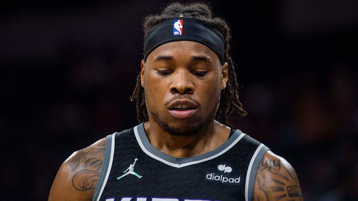 A dejected Sacramento Kings center Richaun Holmes (22) on the base line after a foul against the Golden State Warriors on Sunday, Oct. 24, 2021 during an NBA basketball game at Golden 1 Center in Sacramento.