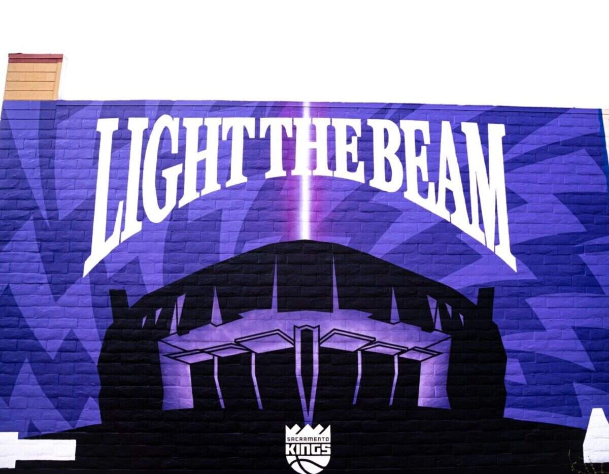 In celebration of 916 Day, the Sacramento Kings and the Midtown Association unveiled a new “Light the Beam Mural” at the corner of L and 30th streets on Saturday, Sept. 16, 2023. The mural was designed by the Kings creative team and painted by local artist Jeremy Stanger.
