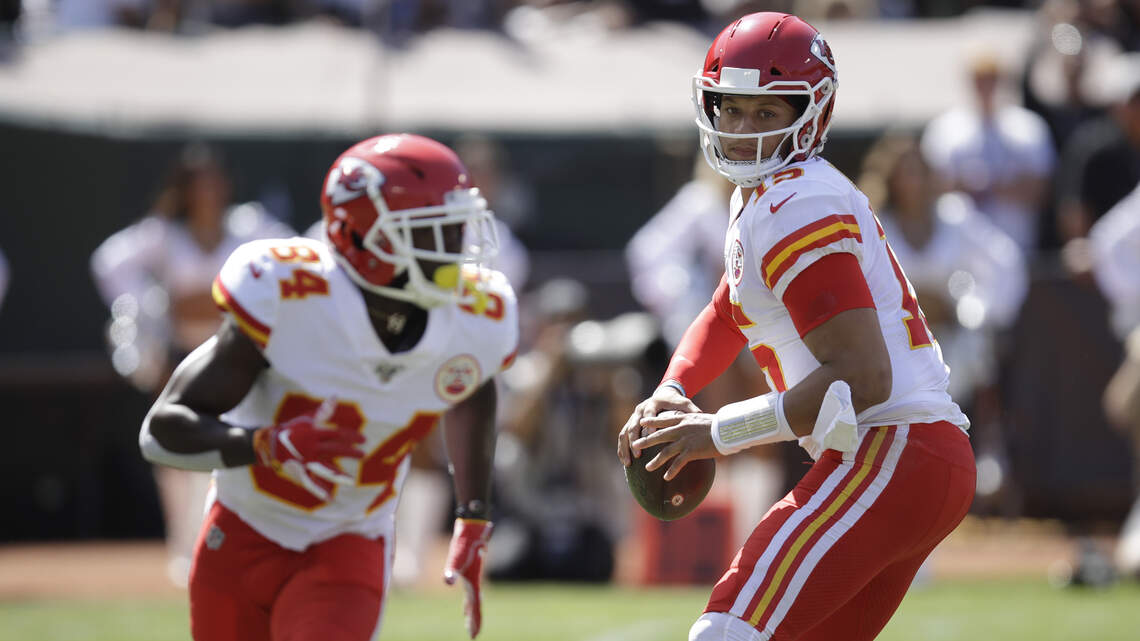 49ers mailbag: How will the top pass defense slow Mahomes?