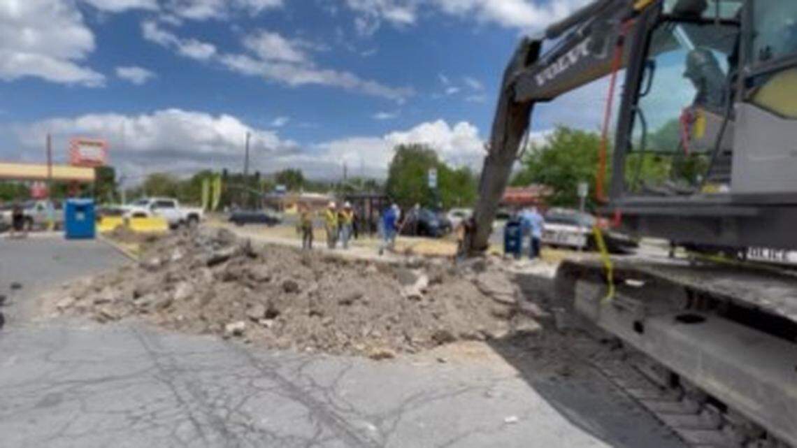 A man stole an excavator from a Salt Lake City construction site and drove it to a grocery store, where he tore up the parking lot, Utah police say.