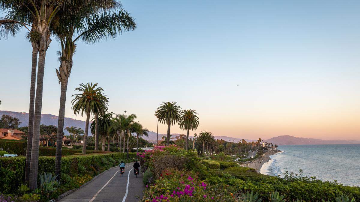 Sunset on the Santa Barbara coastline above Butterfly Beach.