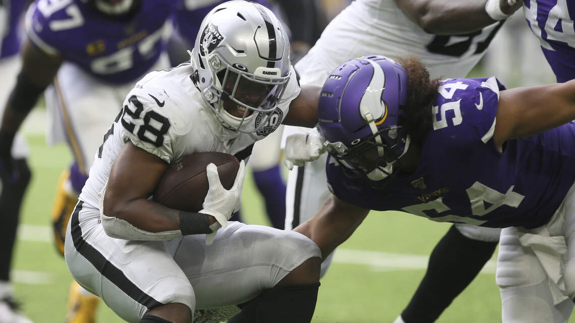 Commentary: Forget the Raiders’ ‘youth,’ their real problem is Gruden’s aged offense