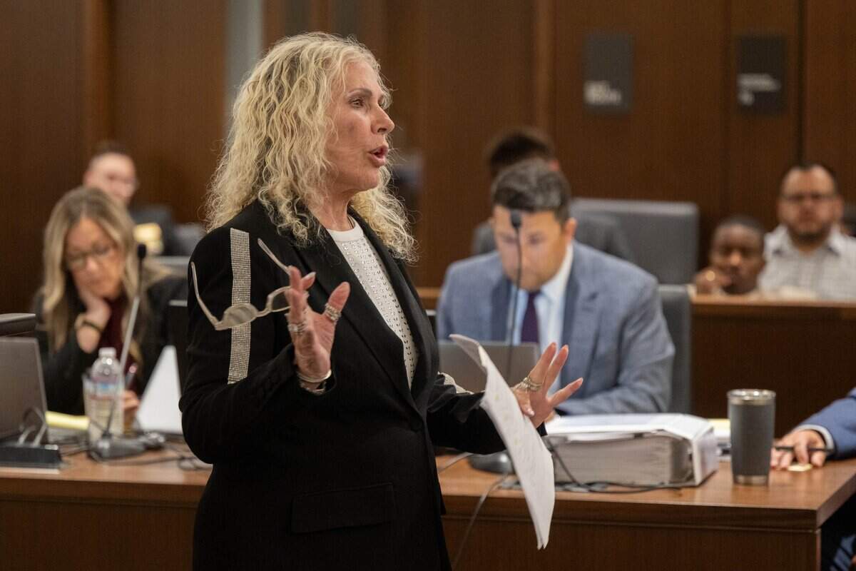 Defense attorney Linda Parisi argues on behalf of her client Dandrae Martin, who is accused of murder in the April 2022 K Street mass shooting, during closing arguments at his trial at Sacramento Superior Court on Wednesday.