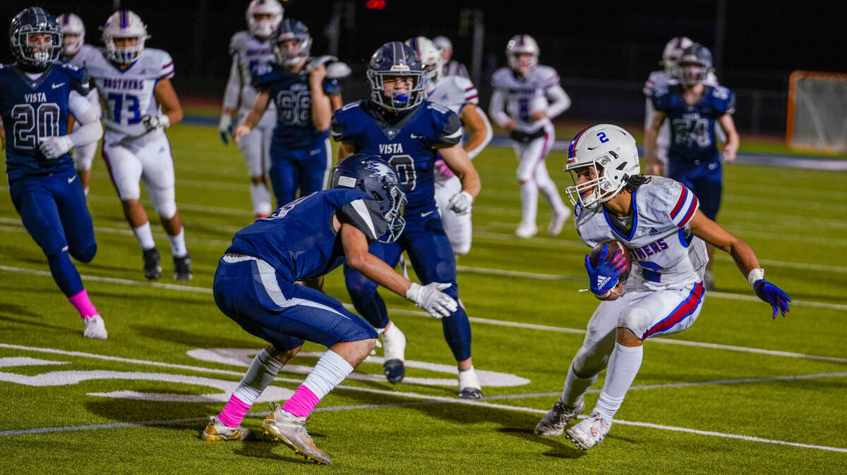 Christian Brothers beat Vista del Lago 37-35 on Friday night in Folsom to win the CAL championship.