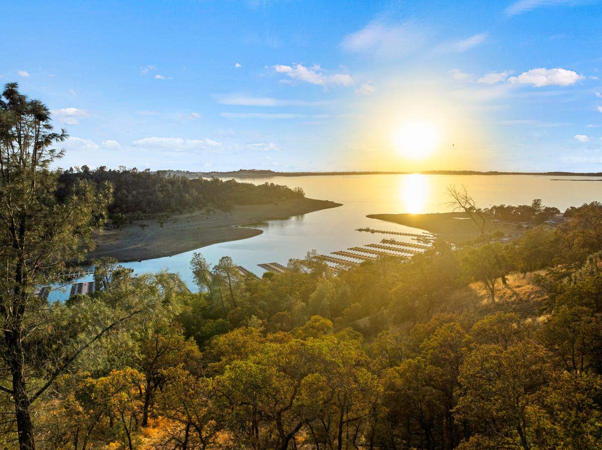 The El Dorado Hills home overlooks Folsom Lake and the marina.