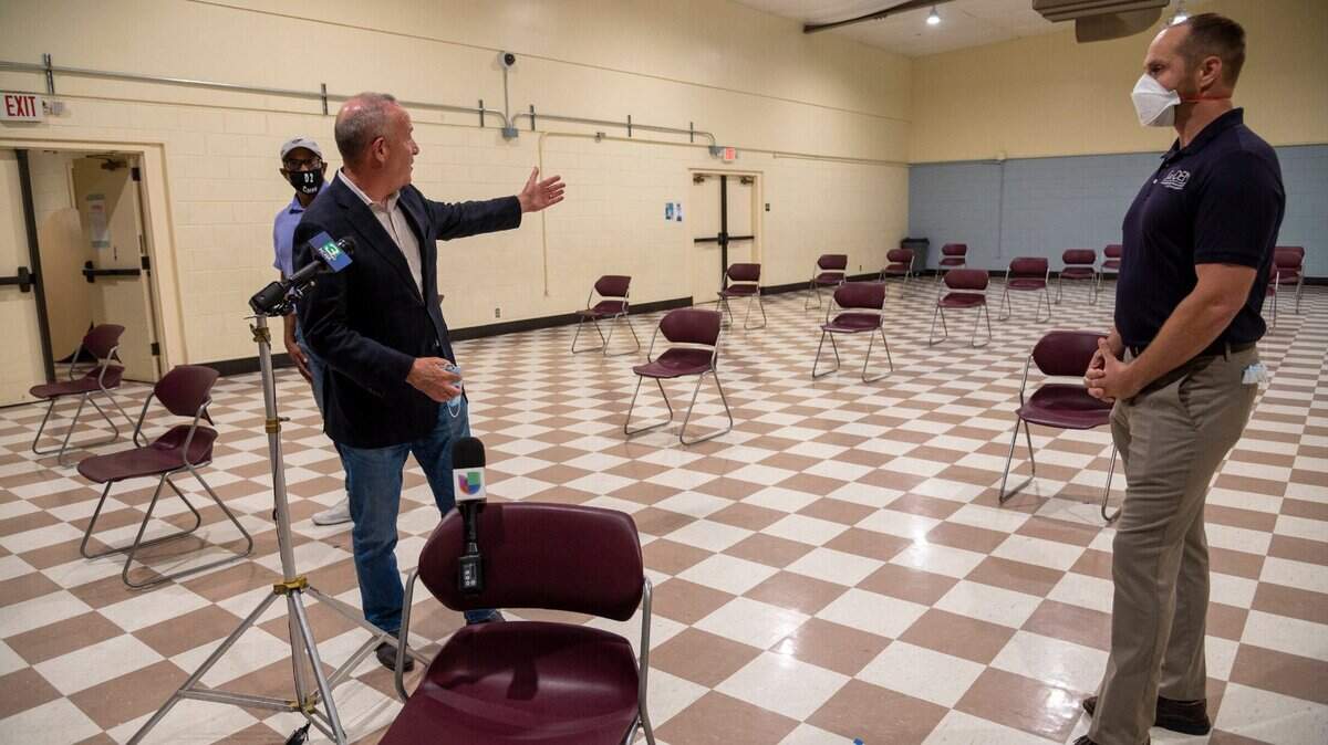 Sacramento Mayor Darrell Steinberg announces the opening of Hagginwood Community Center as one of three cooling centers for the homeless in Sacramento on Friday, Aug.14, 2020. Democratic political groups are split on Steinberg’s “strong mayor” measure on the November ballot.