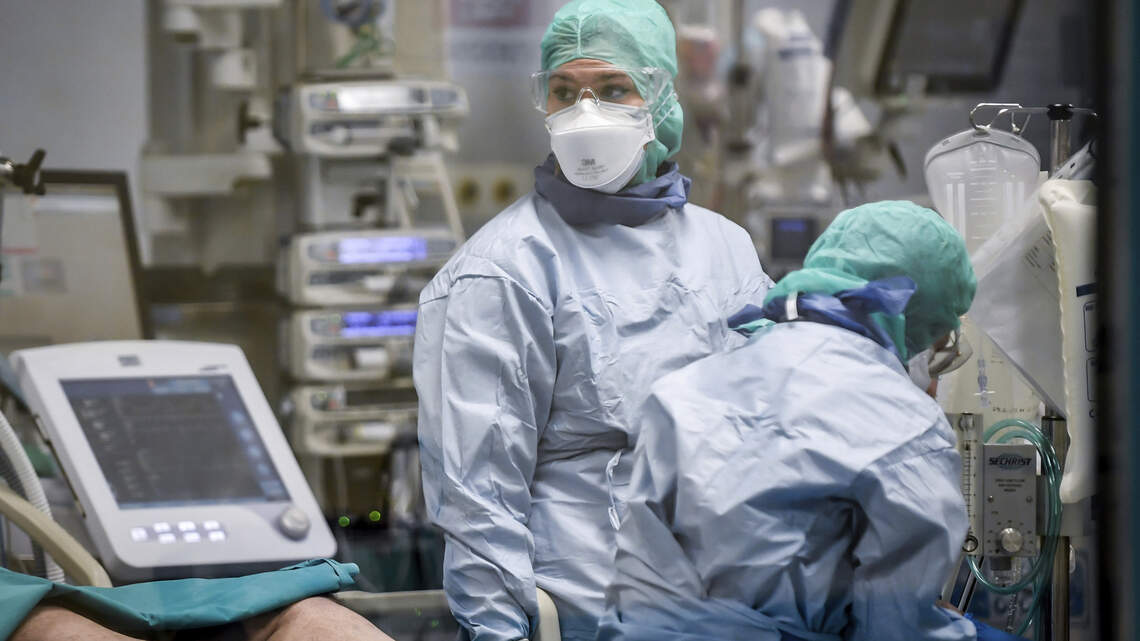 See where hospital ICU beds in California are filling up fastest with COVID-19 patients