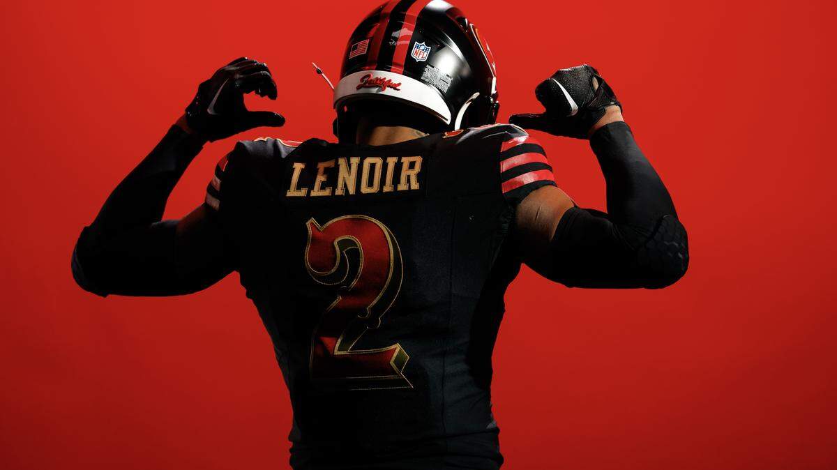 The San Francisco 49ers will wear their all-back “rivalries” uniforms as they face the Seattle Seahawks at 5 p.m. Saturday at Levi’s Stadium in Santa Clara, California.