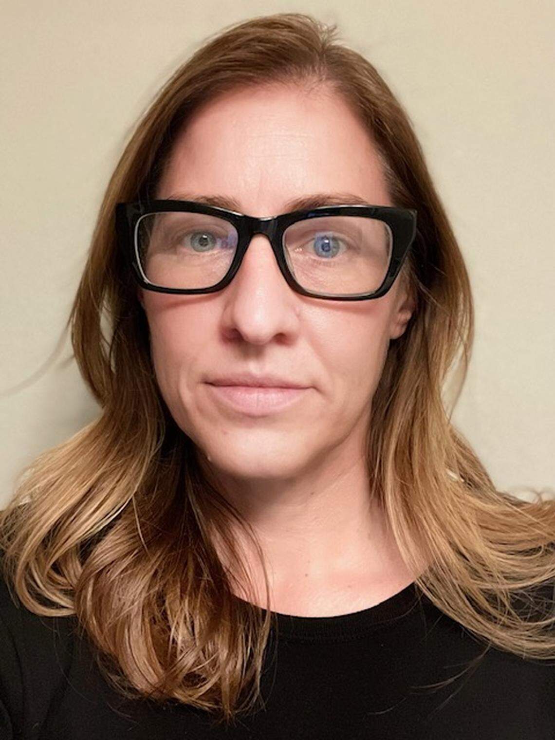 Profile Image of Nicole Stockdale