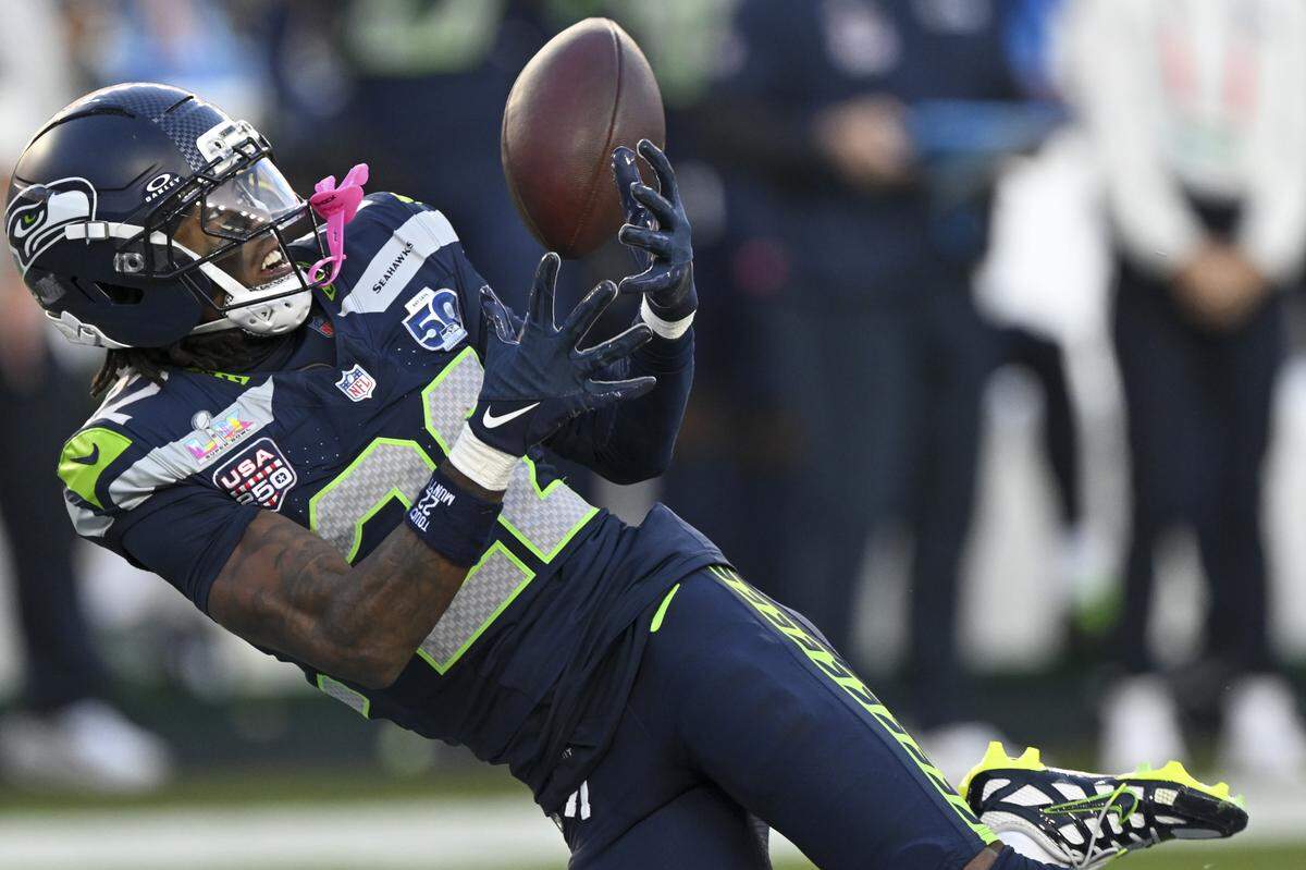 Seattle Seahawks wide receiver Rashid Shaheed (22) attempts to make a catch during Super Bowl LX at Levi’s Stadium in Santa Clara on Sunday, Feb. 8, 2026.