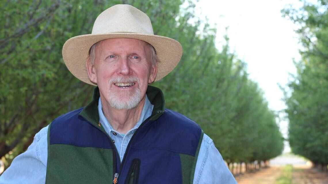 Yolo mourns after unexpected death of longtime Woodland leader, supervisor Gary Sandy, 68