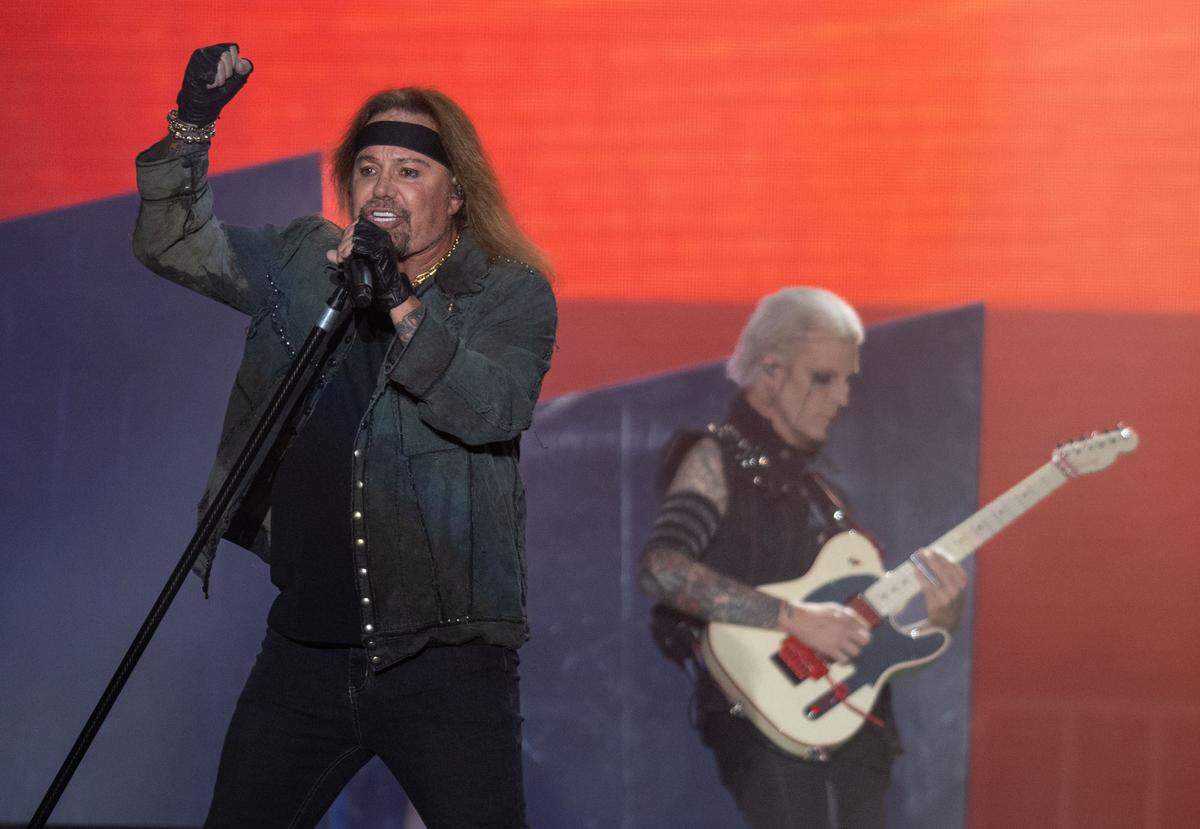 Motley Crue vocalist Vince Neil and guitarist John 5 close out the Aftershock festival in Sacramento’s Discovery Park on Sunday.