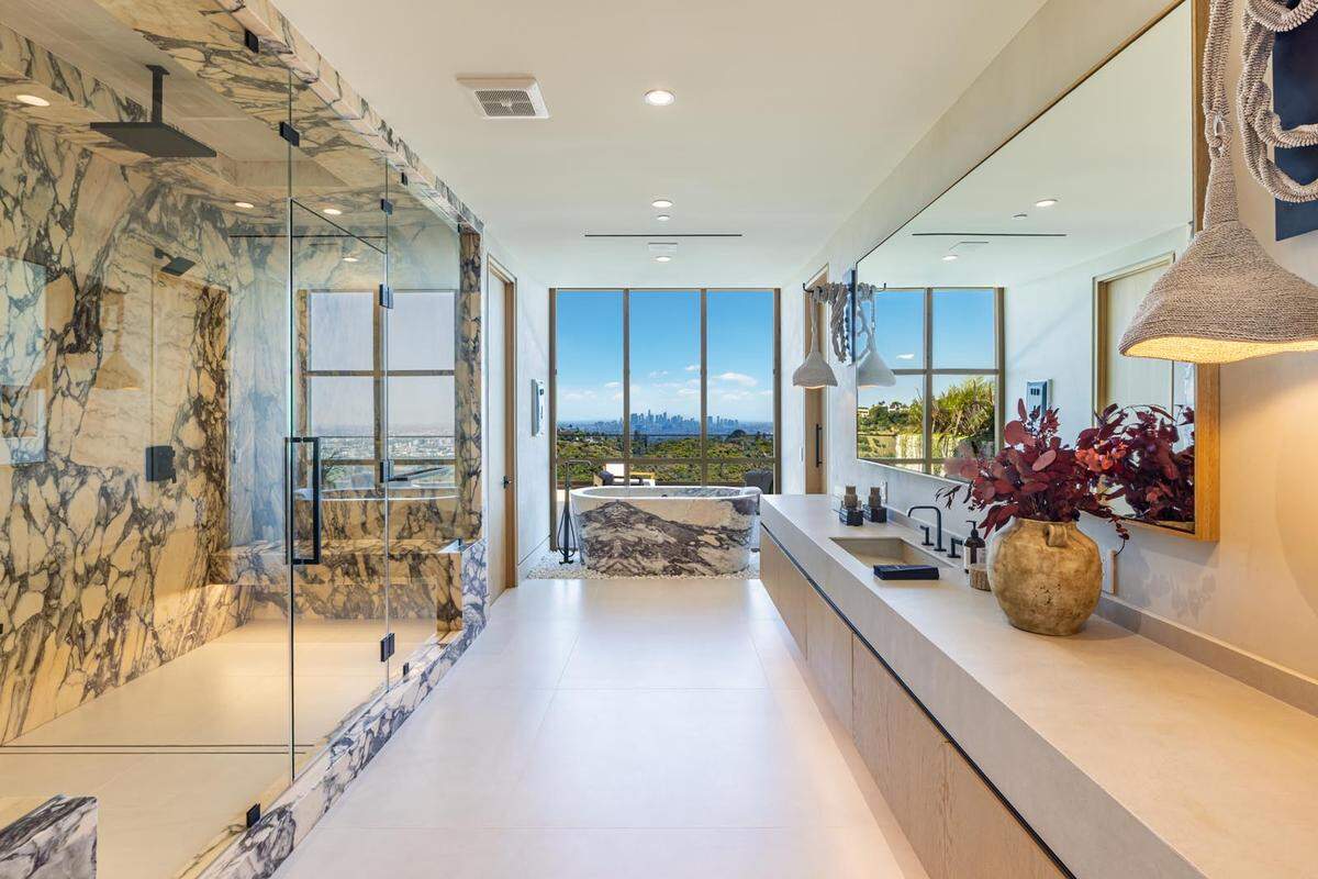 The 4,400-pound tub with a view.