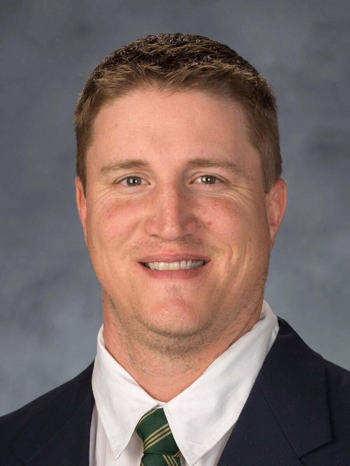 Sacramento State defensive coordinator Andy Thompson
