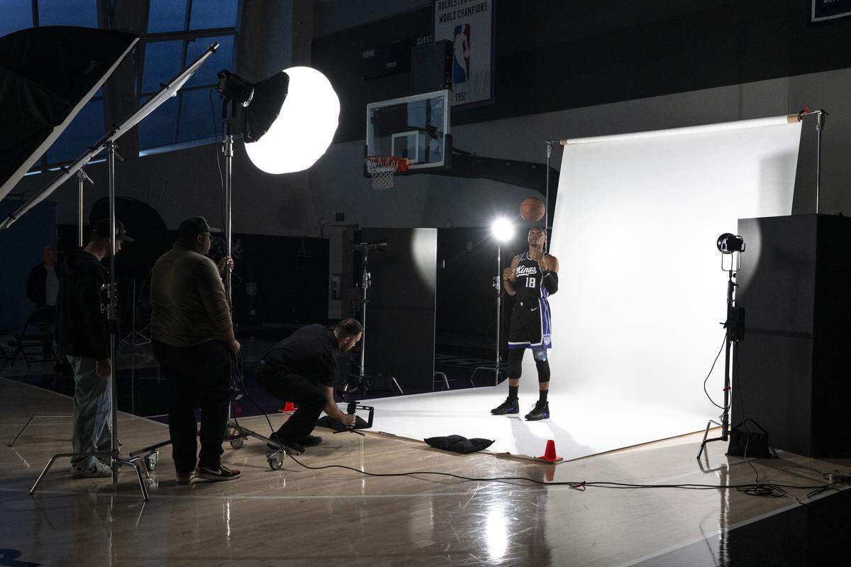 Russell Westbrook poses for a video shoot after a press conference introducing him as a Sacramento Kings player in Sacramento on Sunday.