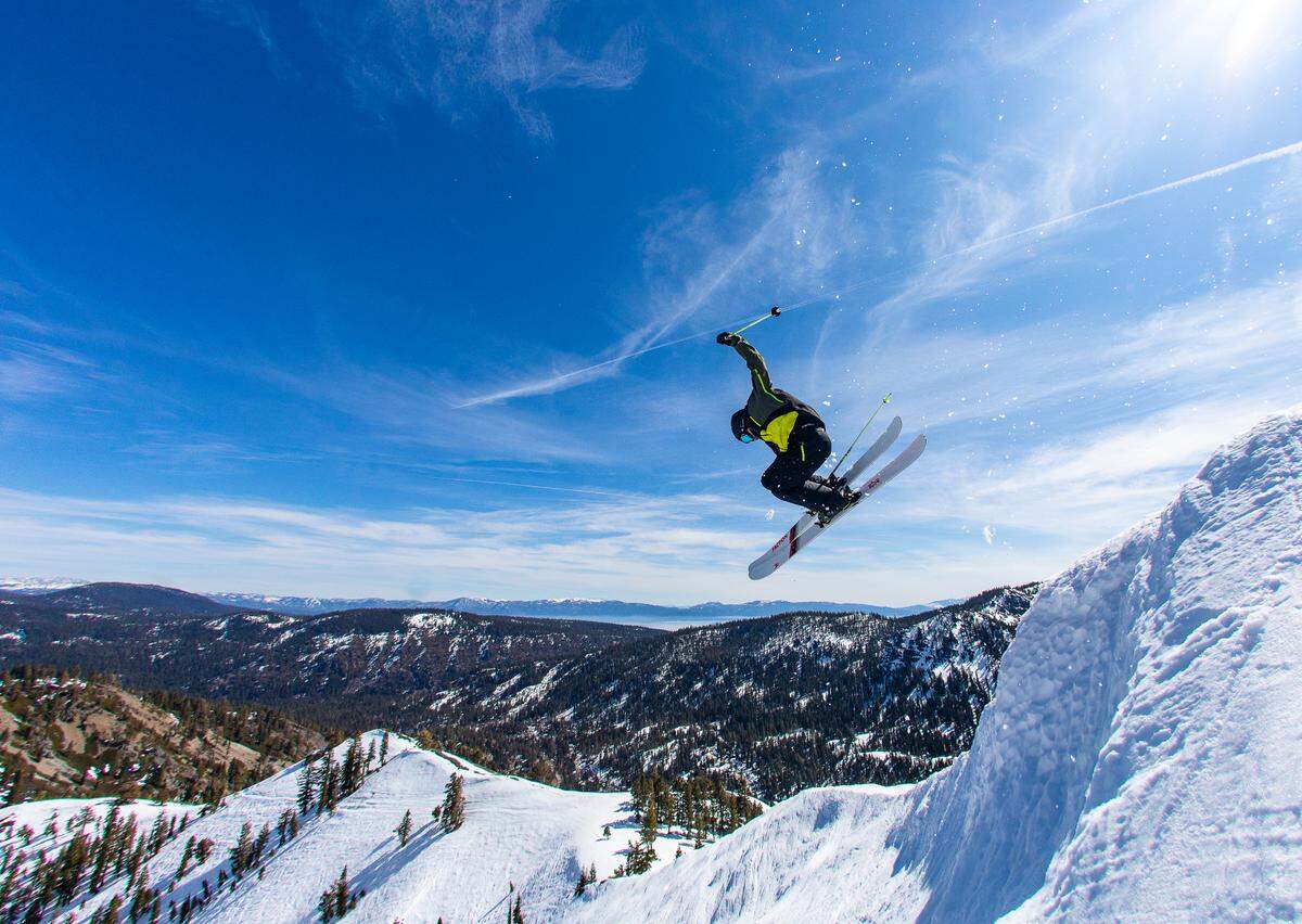 A skier shreds at Squaw Valley on March 5, 2020.