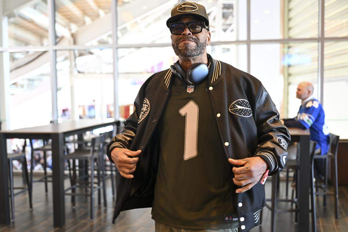 American rapper and producer Clifford Smith Jr., known as Method Man, poses for a photo as he attends Super Bowl LX at Levi’s Stadium in Santa Clara on Sunday, Feb. 8, 2026.
