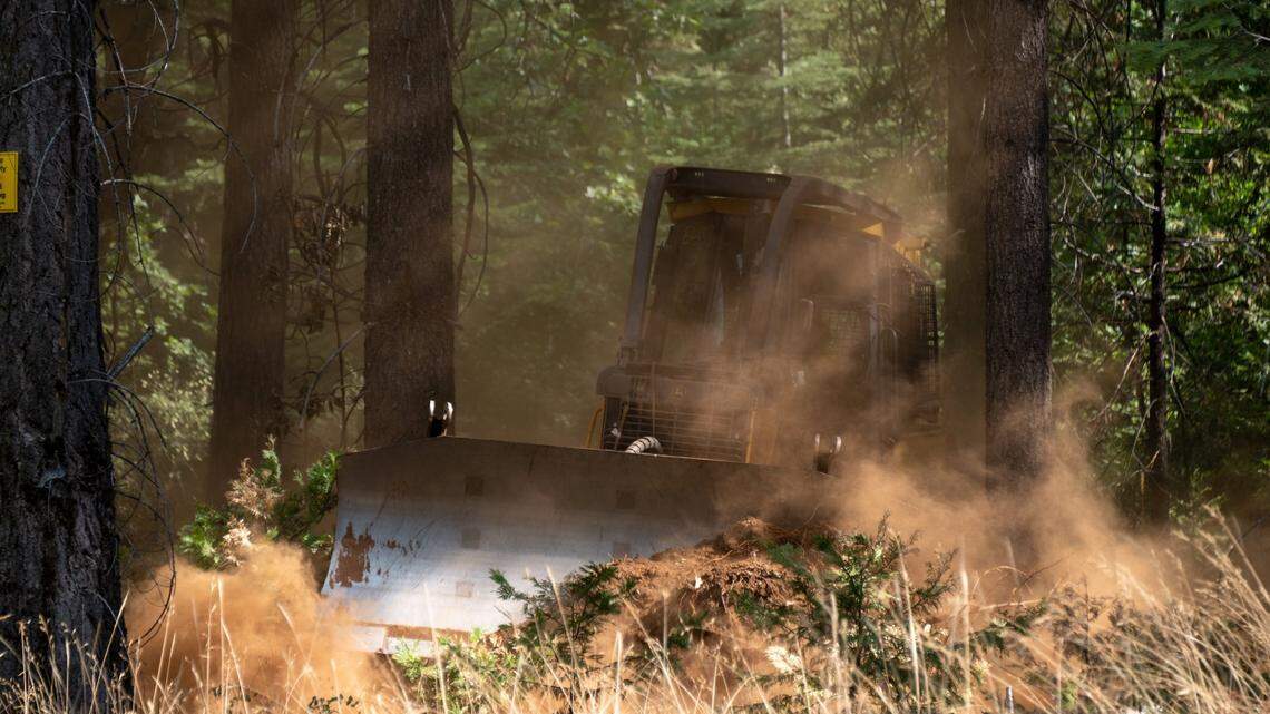 PG&E files report with state on Mosquito Fire, says power equipment tagged by investigators