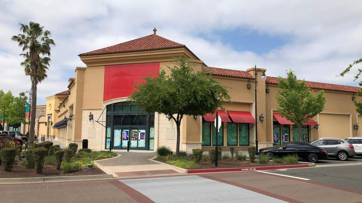 A building sits vacant at 430 Palladio Parkway Suite 1817 on Wednesday, June 7, 2023. Dave & Buster’s, the arcade company, recently requested a quote for sewer impact fees for the location in Folsom’s Palladio Shopping Center from the Sacramento Area Sewer District, a local public works department within Sacramento County.