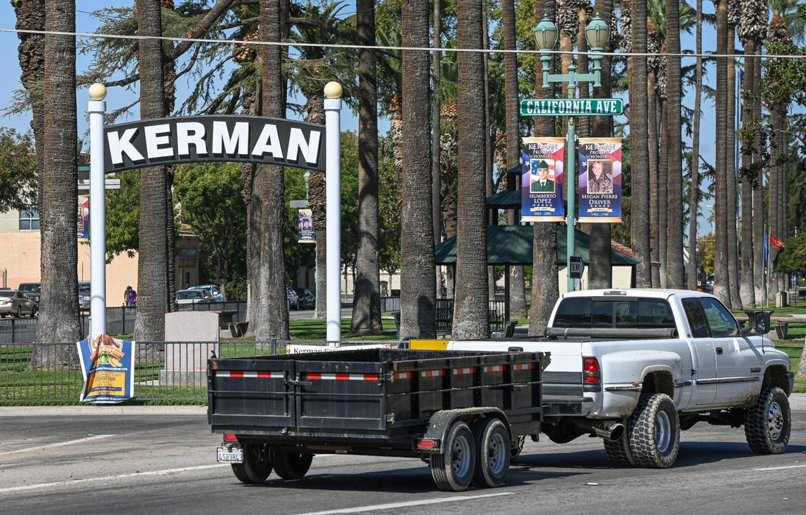 A sign on Lassen Avenue at California Avenue welcomes visitors to the Fresno County town of Kerman on earlier this month. Kerman is now included in California’s 13th Congressional District where Democrat Adam Gray will be facing Republican John Duarte in the Nov. 8 midterm election.