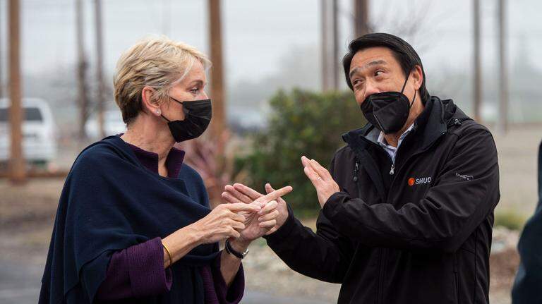 California oil hub Kern County working with Biden energy agency on transition to green industry