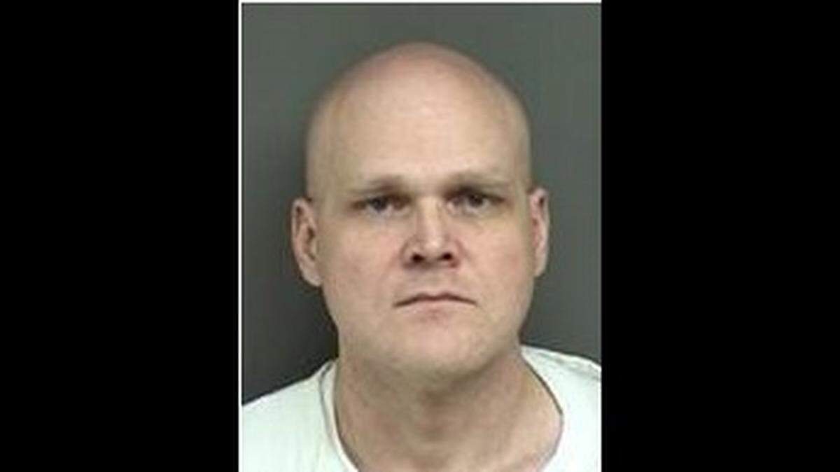 Redding police announced Friday that Texas "most wanted" fugitive Shawn Monroe Cowan, 43, may be in the area. Cowan is wanted for a parole violation and a sex offender registration violation.