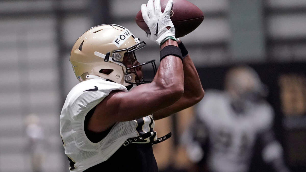 Wide receiver Bennie Fowler was cut by the San Francisco 49ers four days after signing a one-year contract.