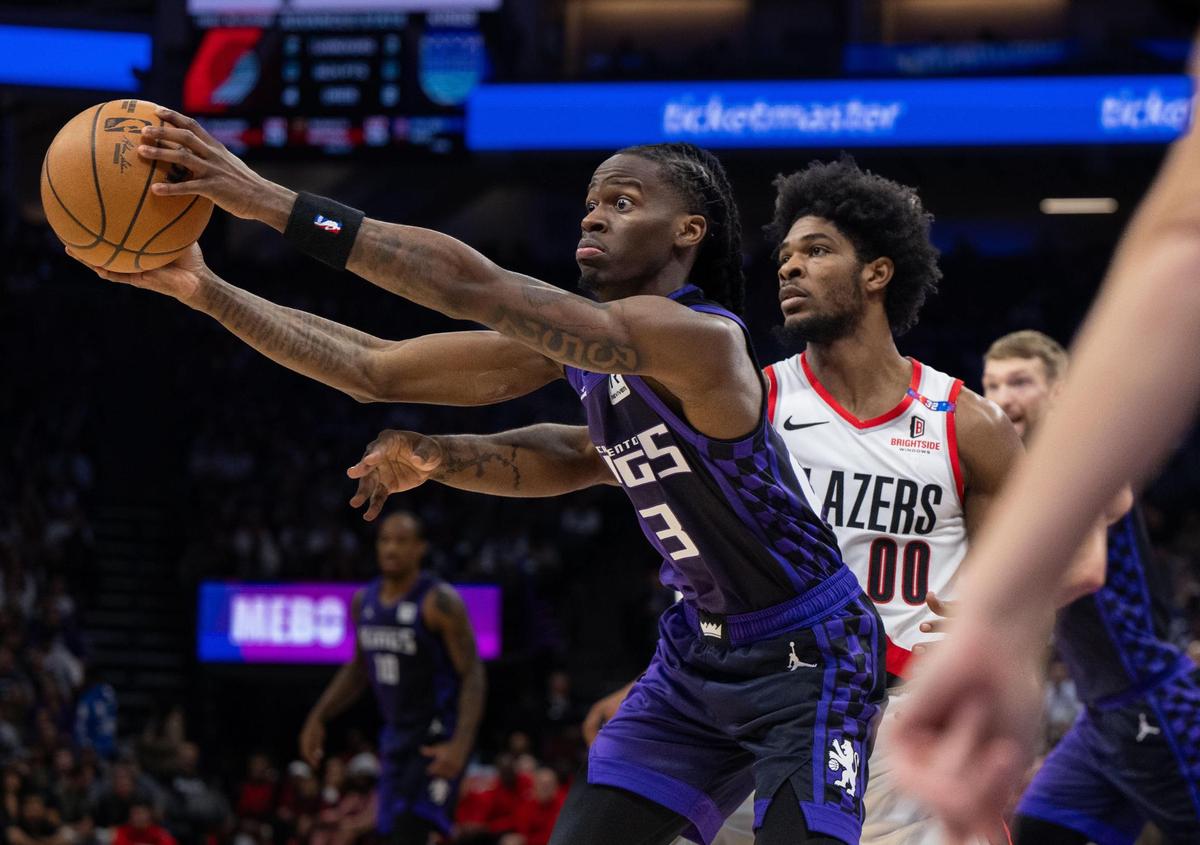 Sacramento Kings guard Keon Ellis (23) looks to make a play against Portland Trail Blazers guard Scoot Henderson (00) during an NBA game on Monday, Oct. 28, 2024 at Golden 1 Center.