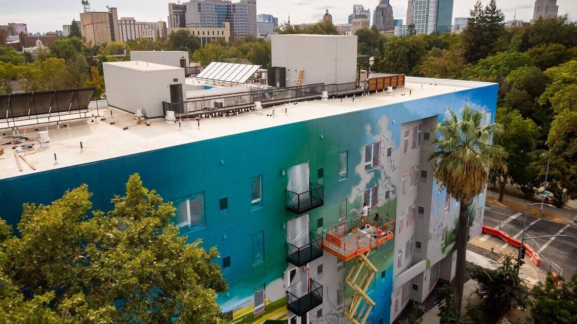 Even in a pandemic, Sacramento rents are spiking again. Why the Bay Area is to blame