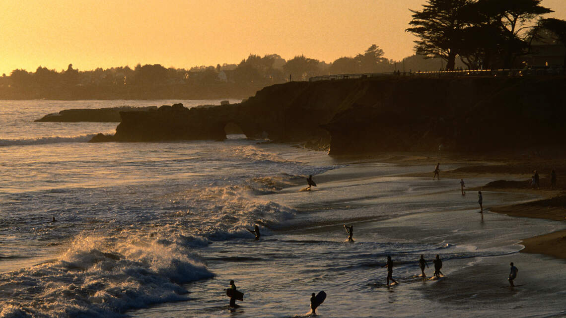 People earn the most income in these US states, new study says. Where did California rank?