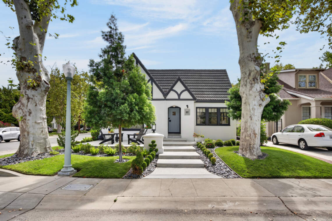 What $1M buys in East Sacramento. A 1927 Tudor with stunning makeover is for sale