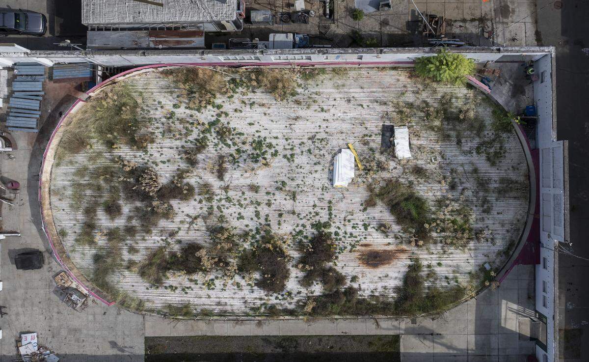 An aerial view of Iceland Ice Skating Rink in North Sacramento on Wednesday. The skating rink’s $2 million renovation recently cleared an initial planning review.
