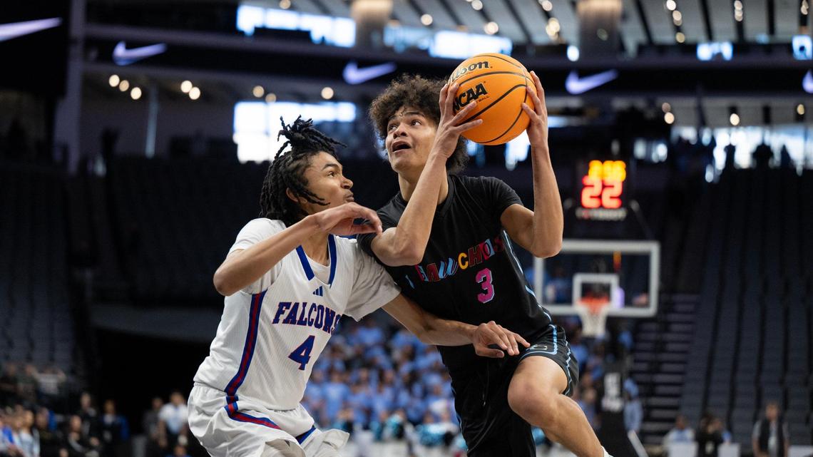 El Capitan High boys basketball team’s bid for first section title comes up short.