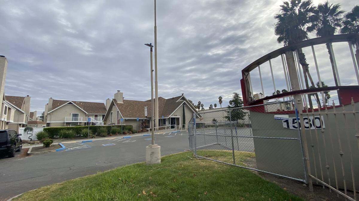 The former Residence Inn, near the corner of Arden Way and Howe Avenue, is shown on Nov. 13, 2024. It will be redeveloped into affordable housing.