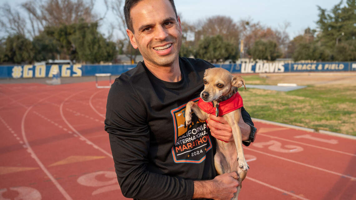 9 pounds, 26.2 miles: Meet Jellybean, Davis’ marathon-running Chihuahua