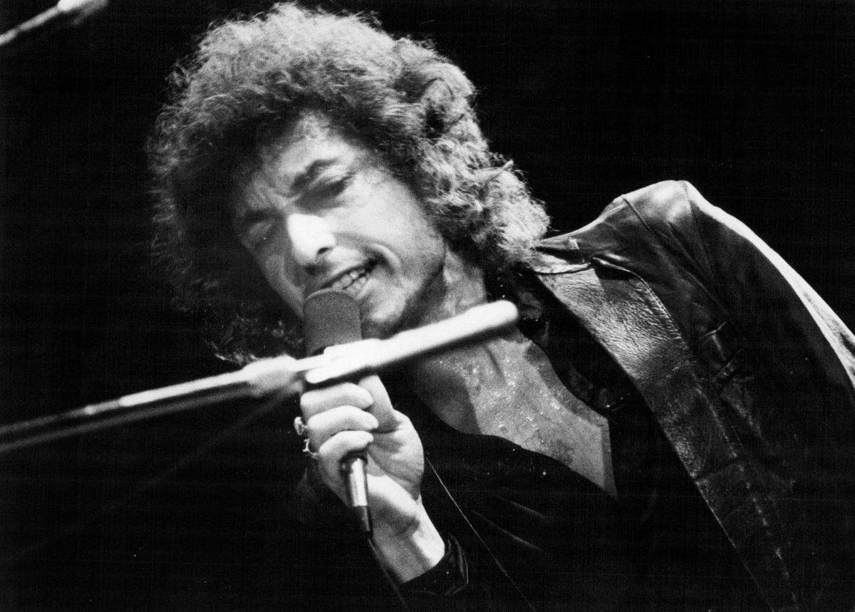 Bob Dylan performs in Rochester, N.Y., in 1978.