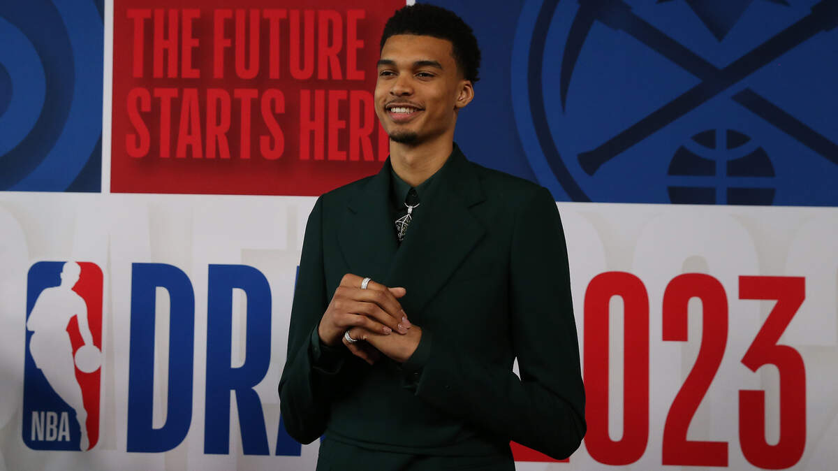 Victor Wembanyama arrives for the first round of the 2023 NBA Draft on June 22, 2023, at Barclays Center in Brooklyn, New York.