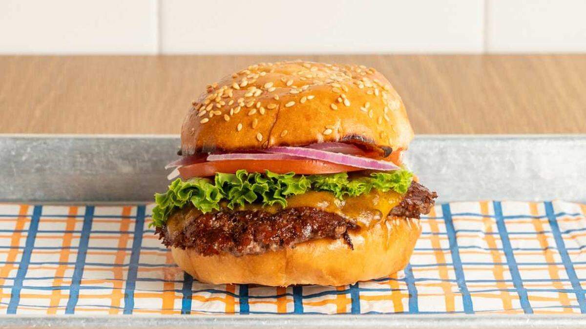 Super Duper Burgers is opening in Roseville, its 19th location and the first outside the Bay Area.