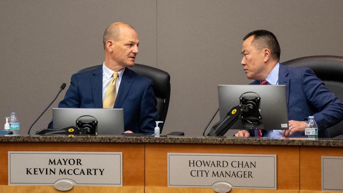 Sacramento set to decide on city manager contract. Will letting him go be the ‘worst mistake?’