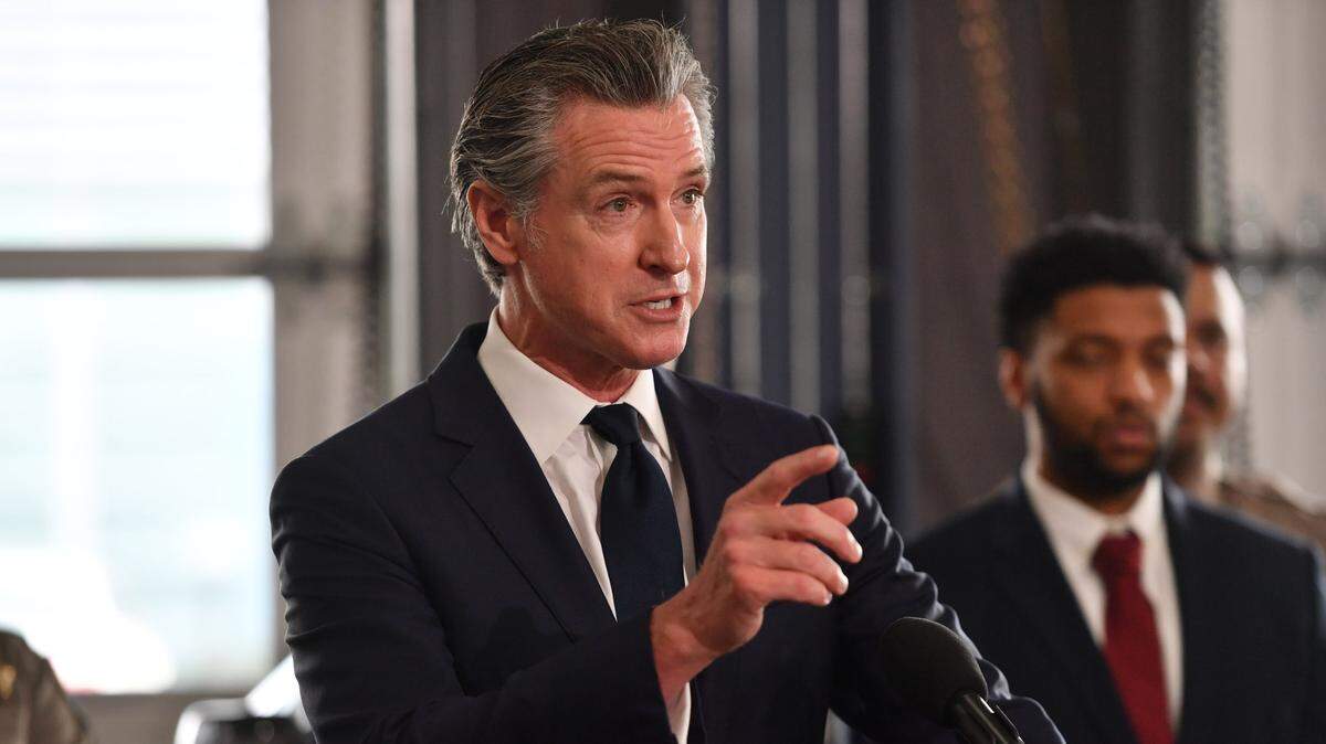 Gov. Gavin Newsom speaks during a press conference in Oakland, Calif., on Friday, Dec. 27, 2024. (Jose Carlos Fajardo/Bay Area News Group)