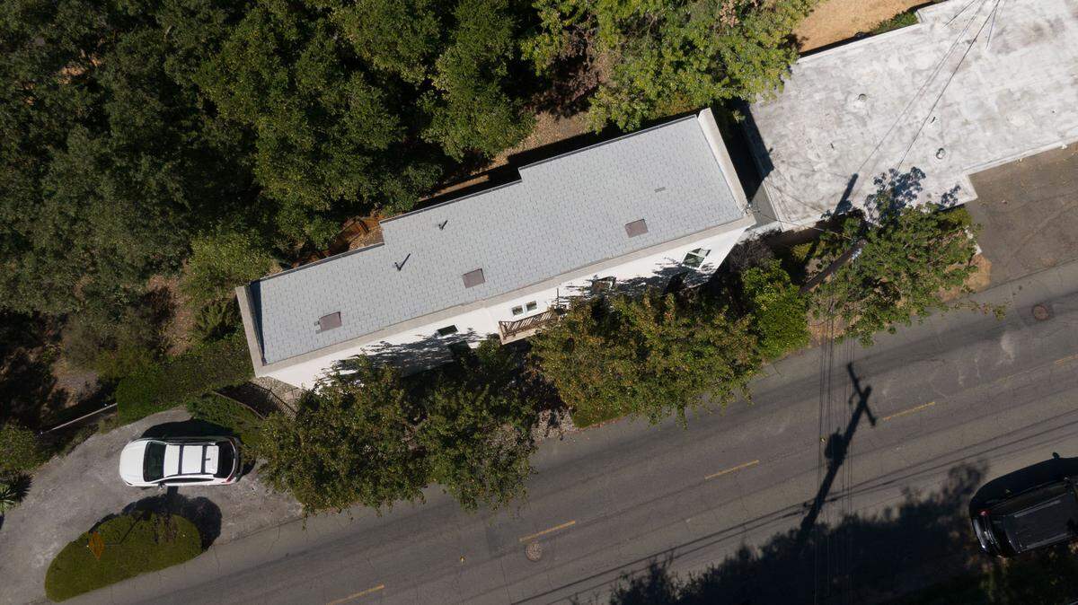 The Skinny House, a Sacramento landmark, stands on Del Rio Road in South Land Park earlier this month.