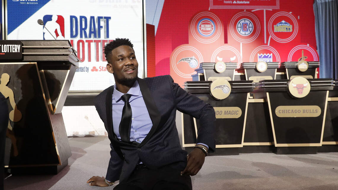 Should Deandre Ayton and Luka Doncic be the Kings' only options at No. 2?
