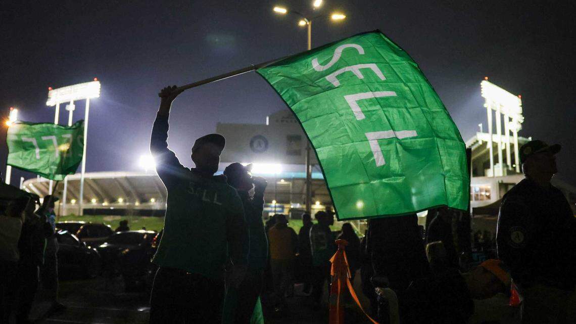 ‘Lying through his teeth’: Oakland A’s fans are heartbroken, angry over Sacramento move