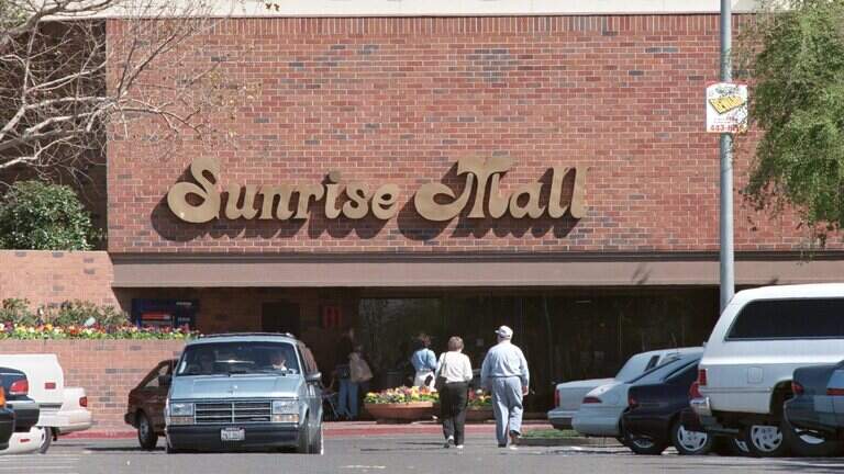 Sunrise Mall was ‘Mainstreet, USA.’ Sacramento-area residents remember its heyday