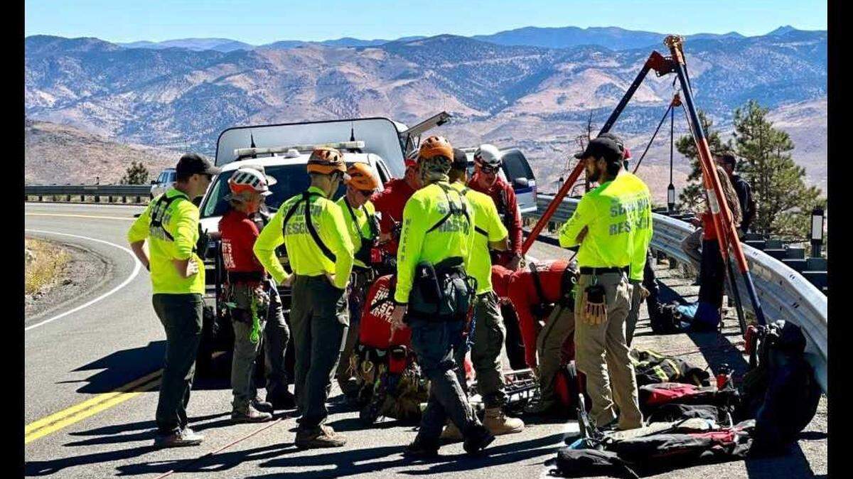 Washoe County, Nevada Search and Rescue team members recover the body of a woman down a steep embankment off of Mt. Rose Highway on Thursday. The Placer County Sheriff’s Office believes the body is Patricia Portella-Wright, who went missing last week.