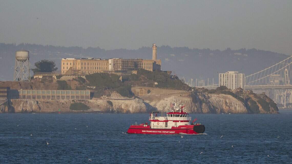 Report: Captain told police the boat was on autopilot before it capsized in SF Bay