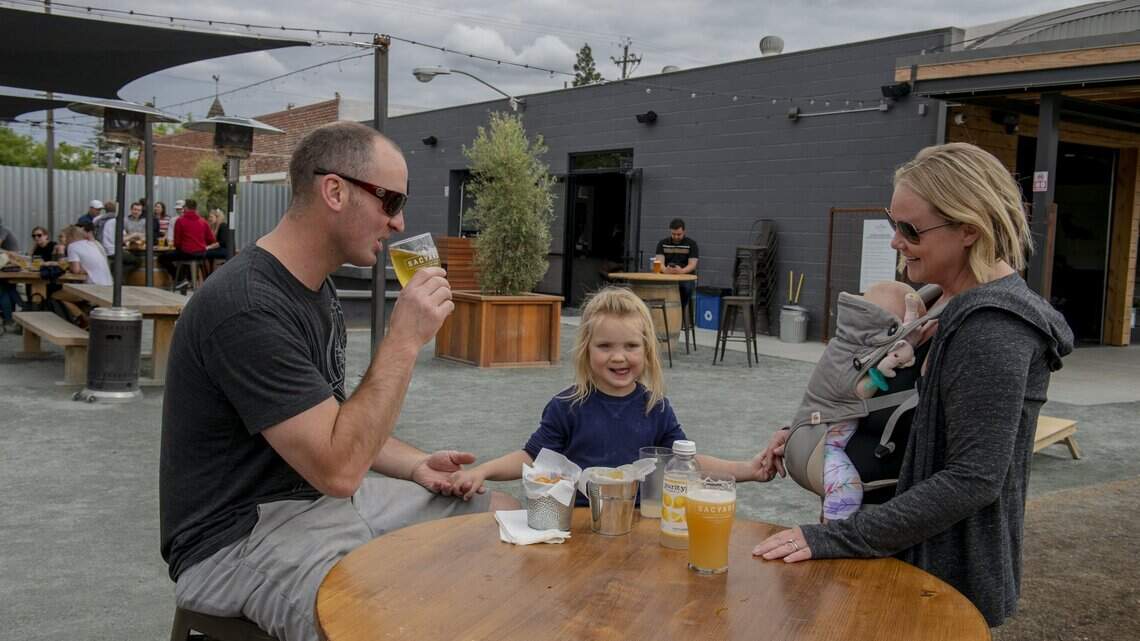 Local readers respond to our list of outdoor eateries. What are their favorites?