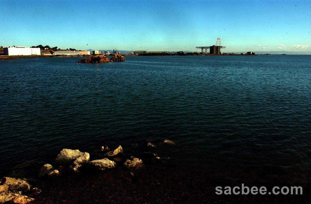 A view from the banks of the South Basin facing "Double Rock" at Candlestick Point State Park in San Francisco, November 24, 2003.   