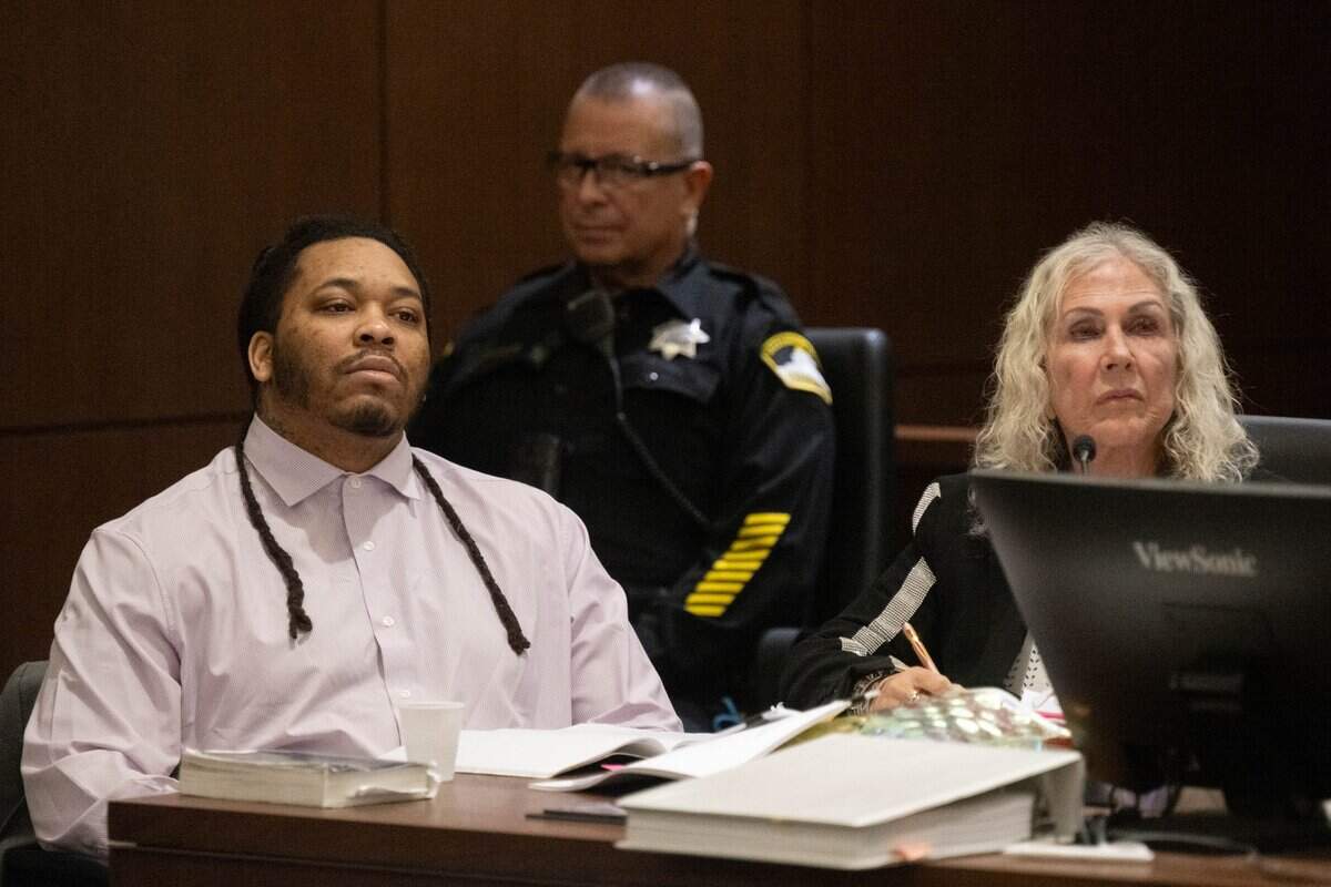 Dandrae Martin, who is accused of murder in the April 2022 K Street mass shooting, and his attorney Linda Parisi listen to closing arguments during his trial at Sacramento Superior Court on Wednesday, June 24, 2026.