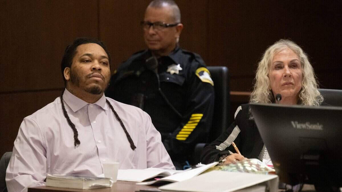 Dandrae Martin, who is accused of murder in the April 2022 K Street mass shooting, and his attorney Linda Parisi listen to closing arguments during his trial at Sacramento Superior Court on Wednesday, June 24, 2026.